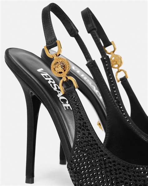 18 karat versace medusa schuhe gold|Versace crystal medusa 95.